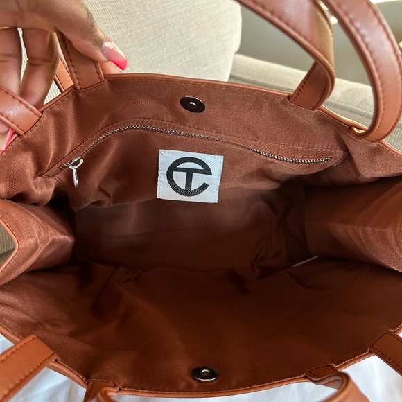 Telfar Medium Tan Shopping Bag - Picture 2 of 5